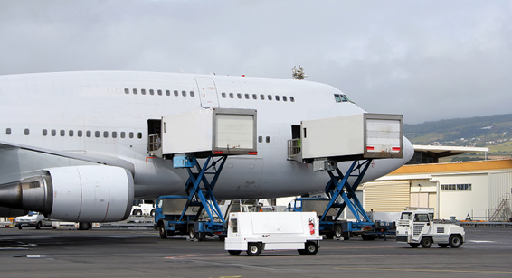 國際空運，帶電貨物